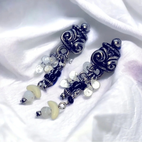 Vintage Silver Briolette Bead Beaded Dangle Earrings - Picture 4 of 9